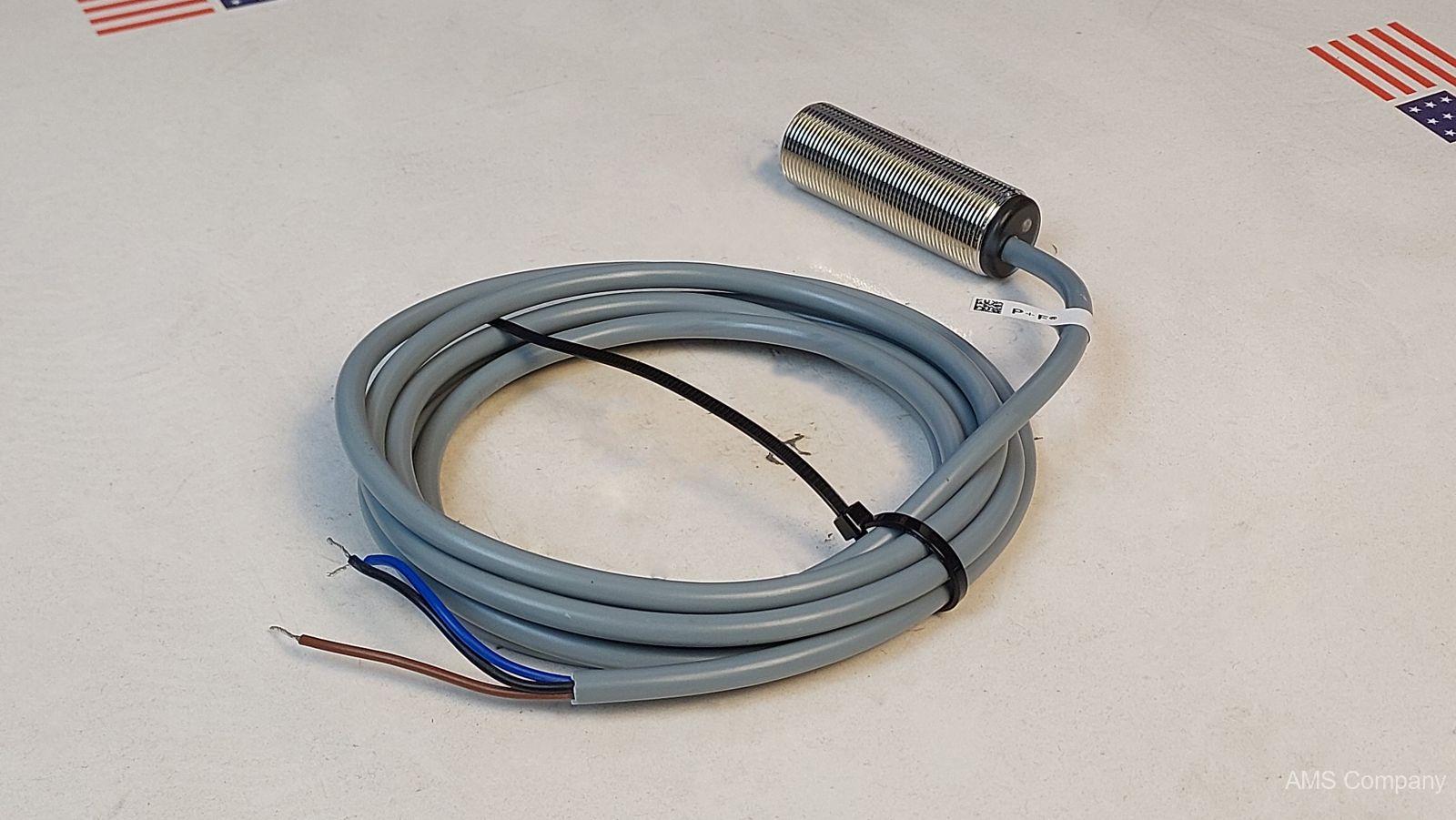 PEPPERL FUCHS NBB8-18GM50-E2-M